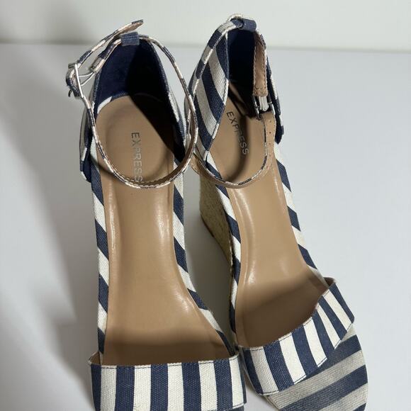 Express Women's Striped Wedge Heels Size 10 Navy White Open Toe Summer Vacation - Picture 10 of 11